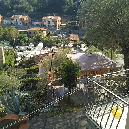 شقة Gli Ulivi Del Blu Parking Garden Near The Sea لا سبيتسْيا